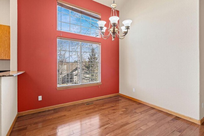 Building Photo - 389 Blackstone Cir