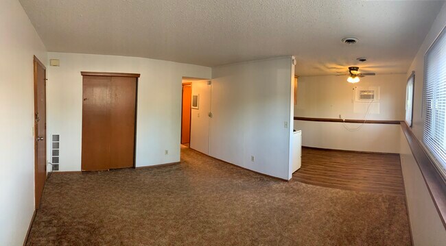 Building Photo - 3538 Bridge Ave