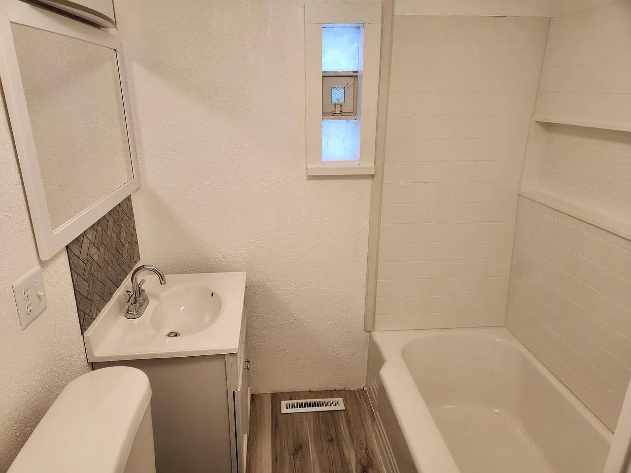 Downstairs bathroom - 24408 60th Pl