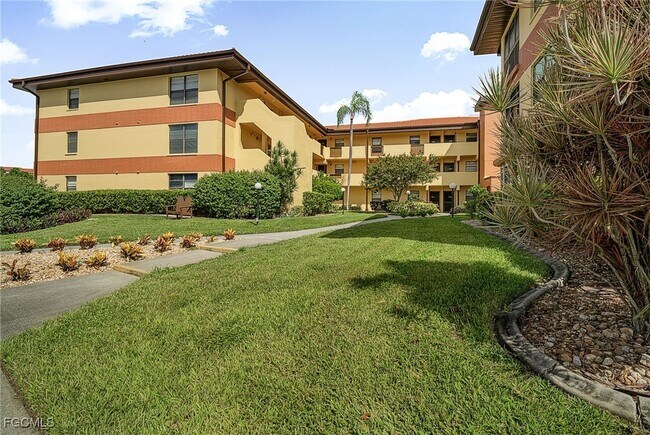 Building Photo - 6136 Whiskey Creek Dr