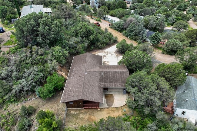 Building Photo - Nature at Your Back Door in this 3 Bedroom...