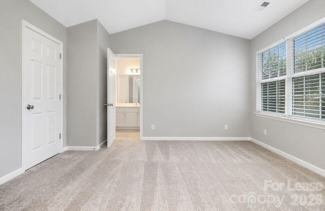 Building Photo - 10519 Yellow Rose Ln