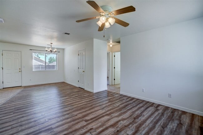 Building Photo - 3150 N Greg Dr