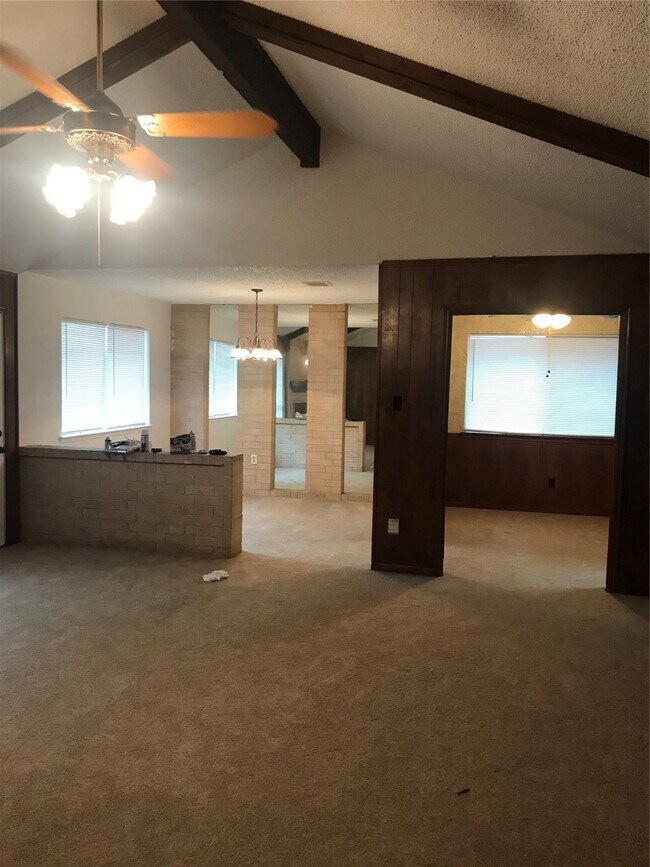 Building Photo - 13131 Ellesmere Dr