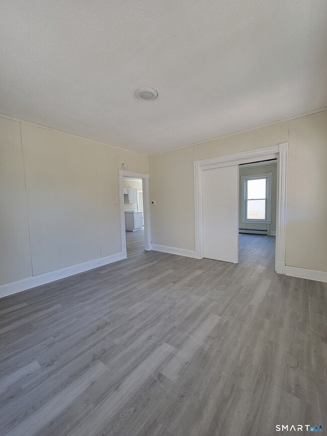 Building Photo - 21 Lewiston Ave