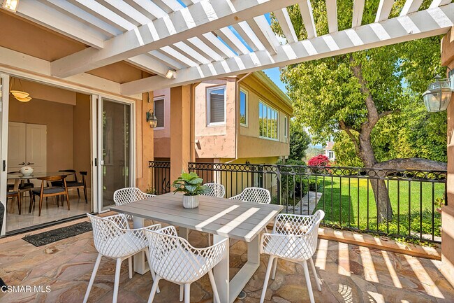 Building Photo - 1687 Castlebridge Ct