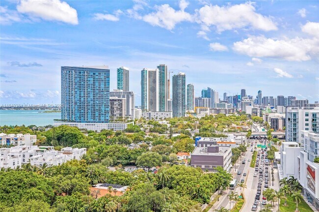 Building Photo - 4250 Biscayne Blvd