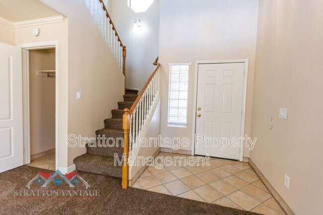 Building Photo - 12721 W Almeria Rd