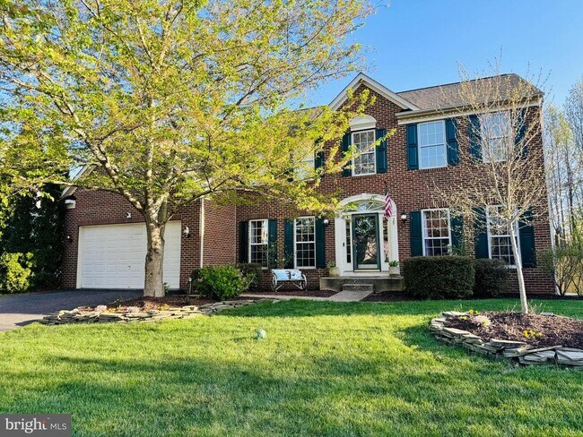 Building Photo - 29 Kinross Dr