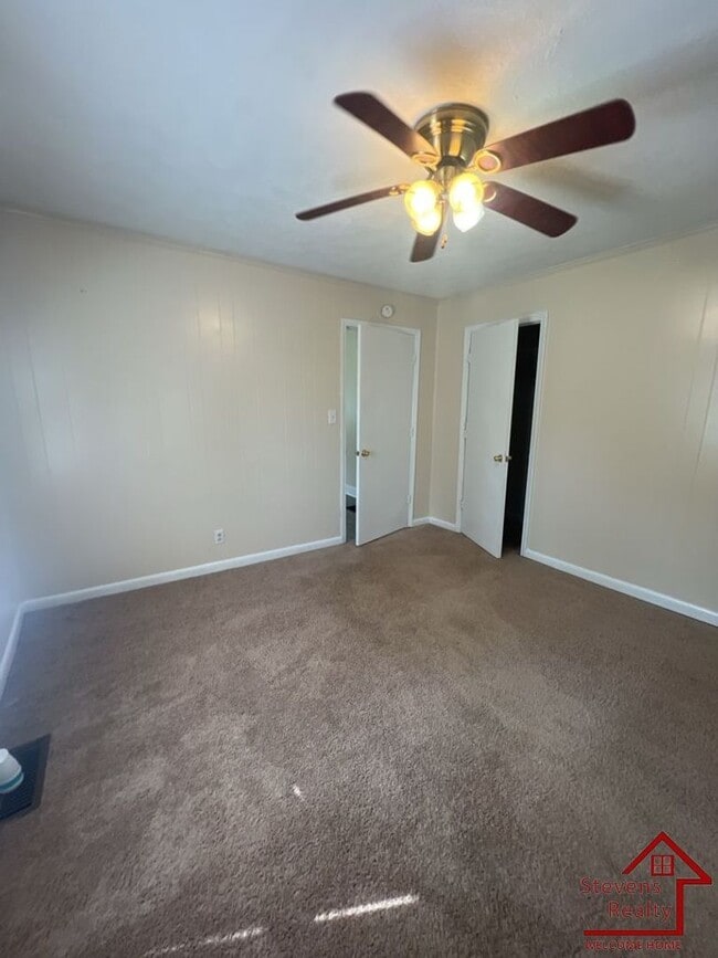 Building Photo - 3236 Hwy 70 E