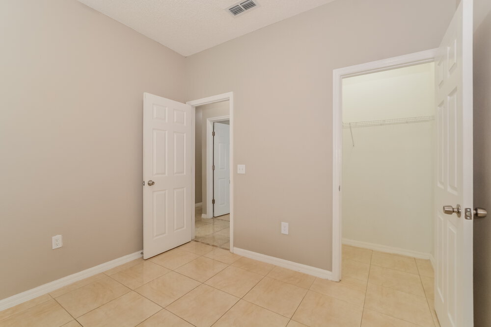 Building Photo - 2863 Berkshire Cir