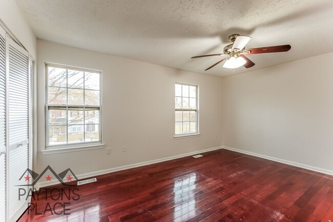 Building Photo - Spacious Oxon Hill Townhome with Parking F...