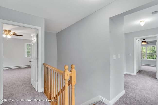 Building Photo - 5 Dugans Ln