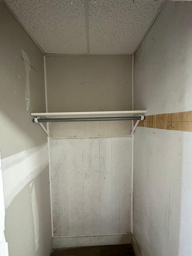 Building Photo - 1213 Pittston Ave