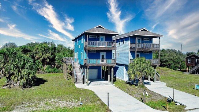 Building Photo - 14146 Miramar Dr