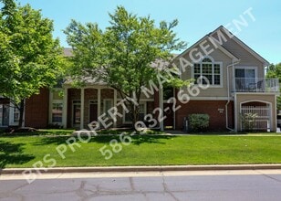 Building Photo - 2 Bedroom 2 Bathroom Condo in Sterling Heights