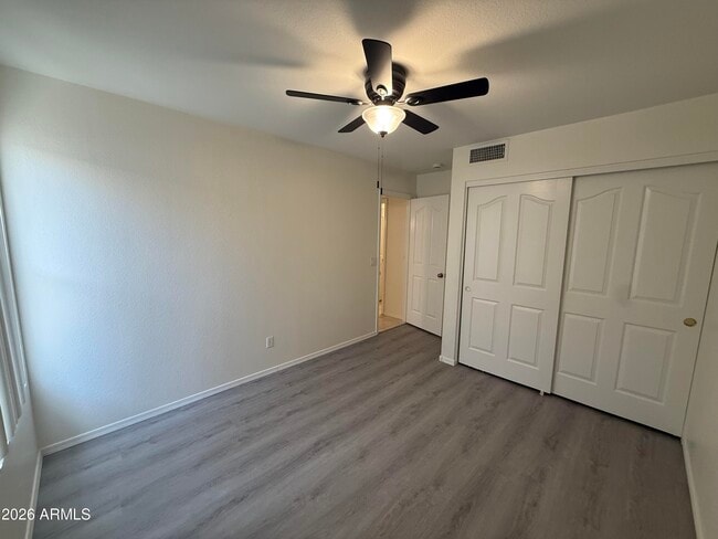 Building Photo - 1191 W Lark Dr