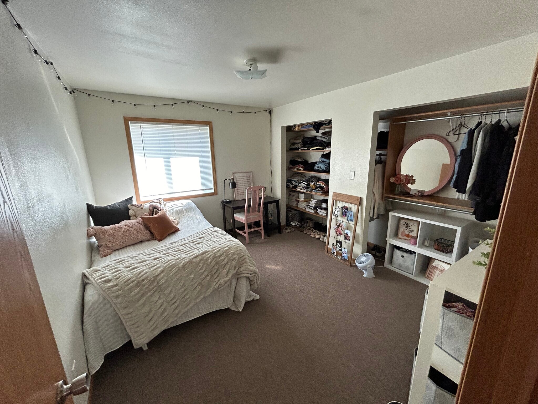 Building Photo - 1505 Springbrook Dr