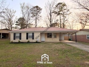 Building Photo - 10112 Palo Alto Dr