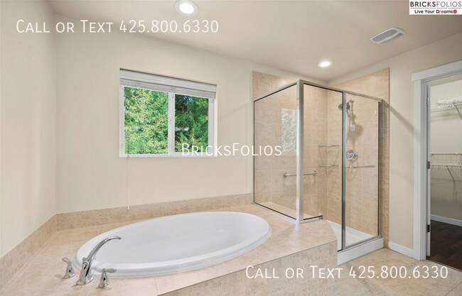 Building Photo - 10550 Sheridan Cres NE