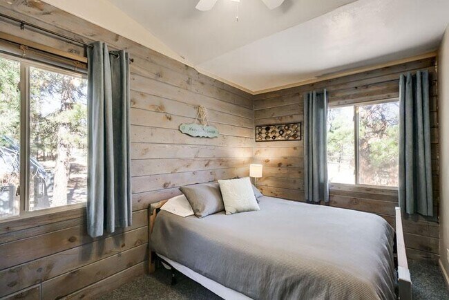 Building Photo - 4555 S Lake Mary Rd