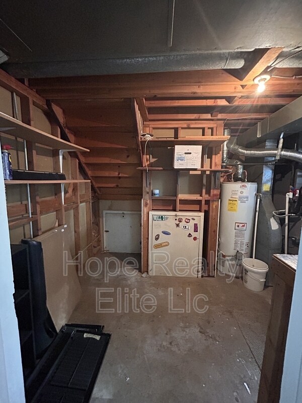 Building Photo - 1106 Querida Dr