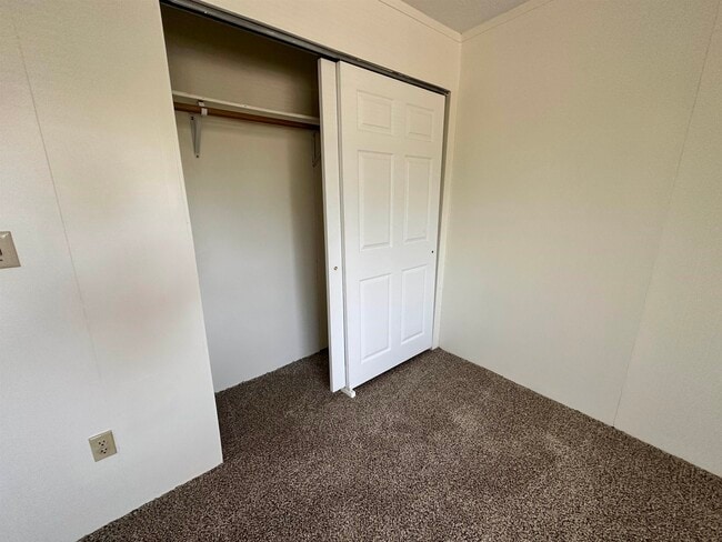 Building Photo - 3861 Brown Ave