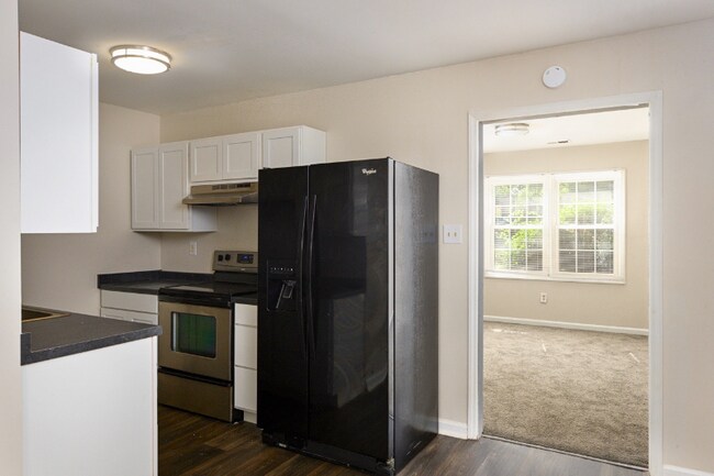 Building Photo - 3214 Martin Ave