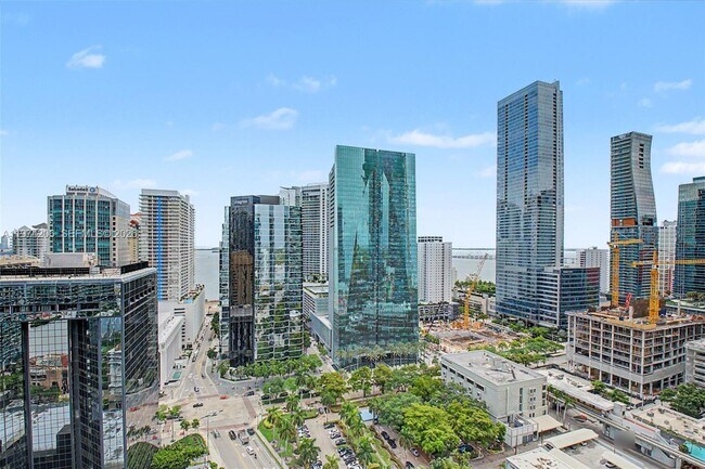 Building Photo - 1250 S Miami Ave