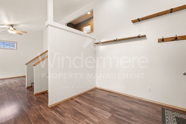 Building Photo - Beautiful 3-bedroom Home Next To Black Bay Park In Post Falls