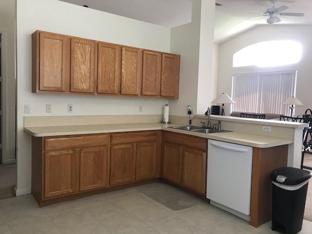 Building Photo - 552 Calamondin Way SW