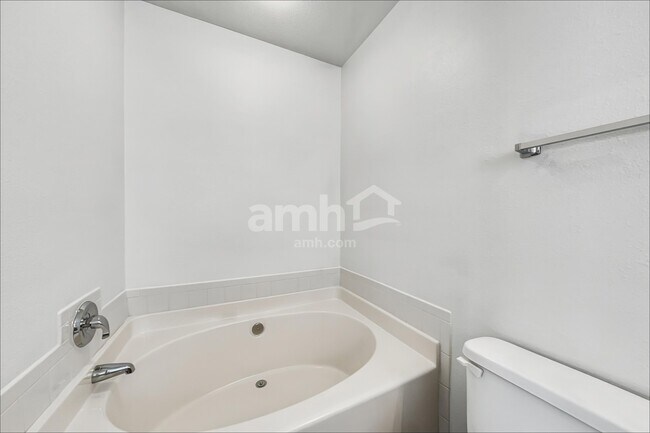 Building Photo - 10412 Cobbler Patch Ct