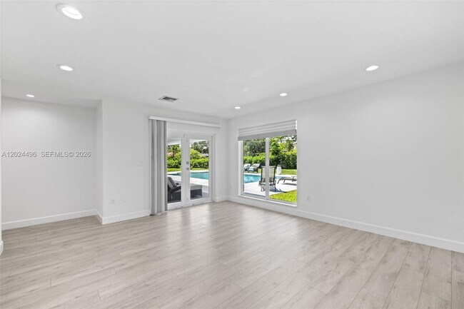 Building Photo - 6875 N Cartee Rd