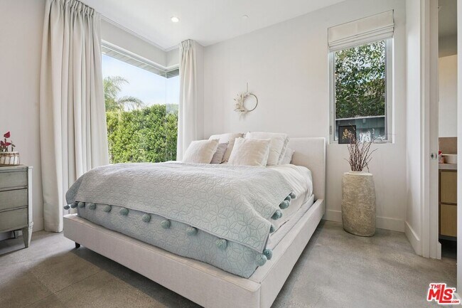 Building Photo - 1310 Preston Wy