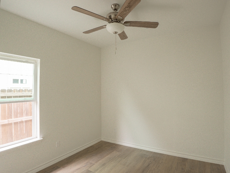 Building Photo - 4310 Escondido Ln