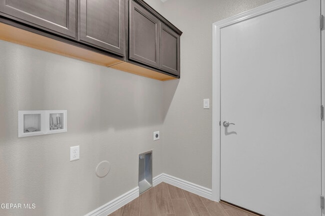 Building Photo - 1807 Dana Gray St