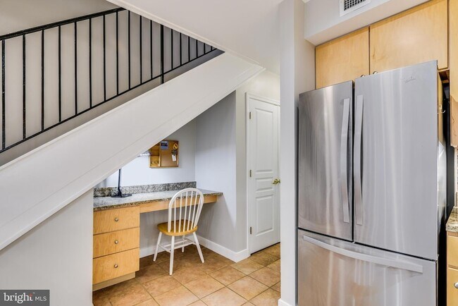 Building Photo - 616 E Street NW Unit 446