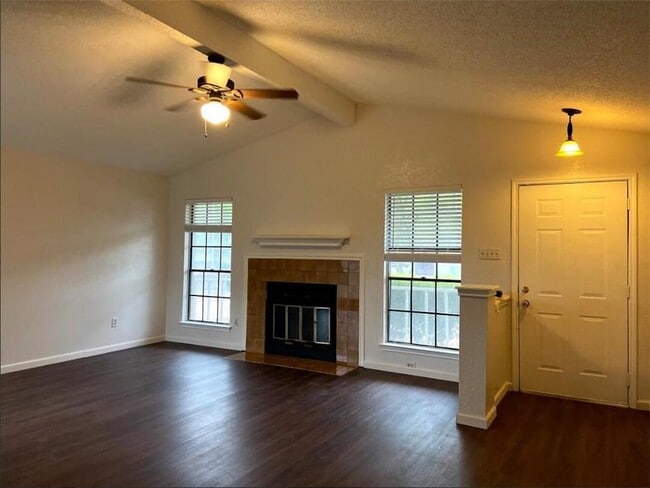 Building Photo - 12103 Sunderland Dr