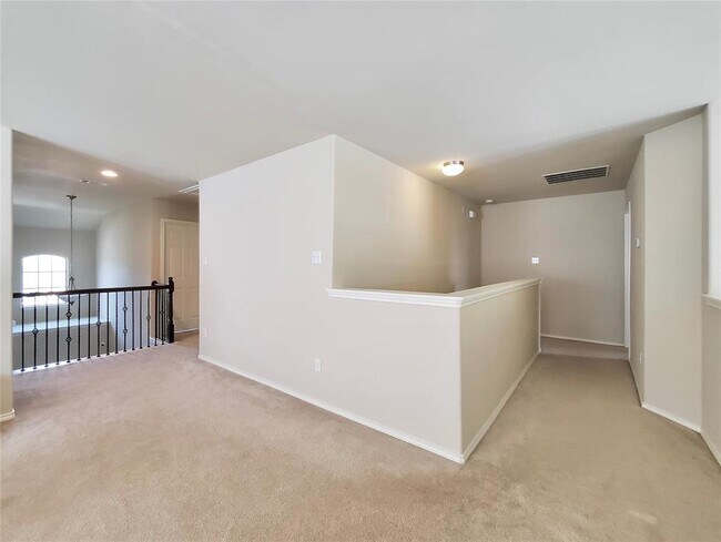 Building Photo - 1436 Lindo Dr