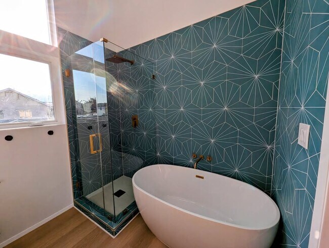 Building Photo - 720 San Pascual Ave