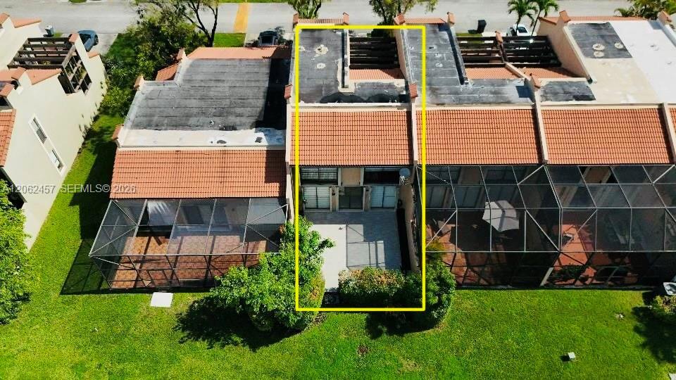 Building Photo - 3957 Adra Ave