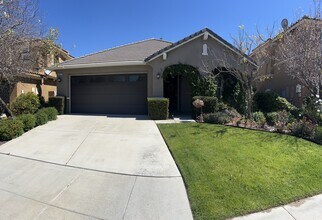 Building Photo - 42912 Beamer Ct