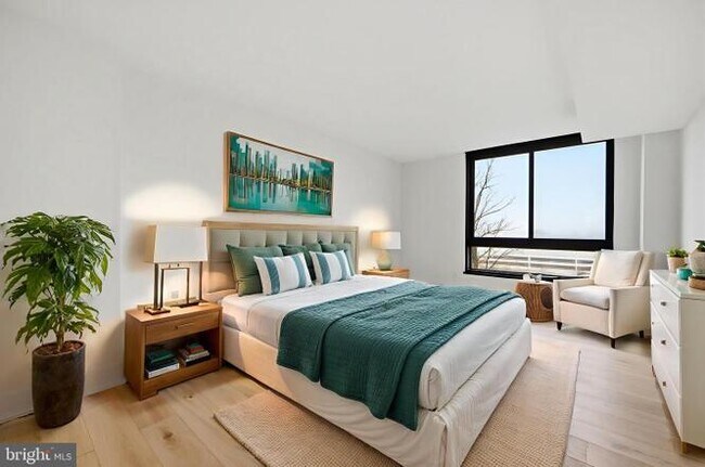 Building Photo - 1808 Old Meadow Rd