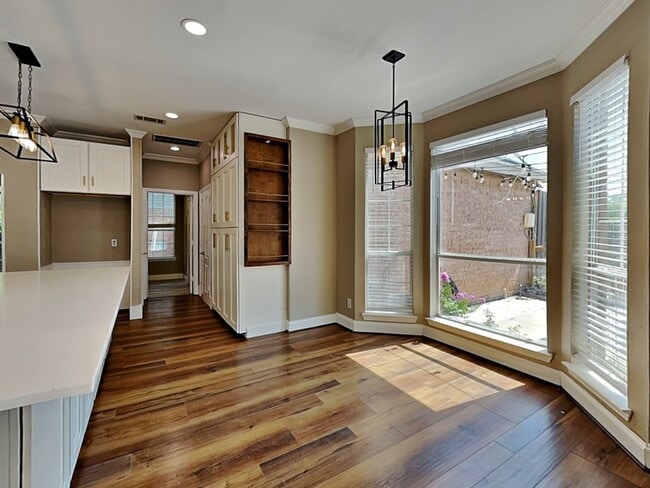 Building Photo - 1612 Commerce Dr