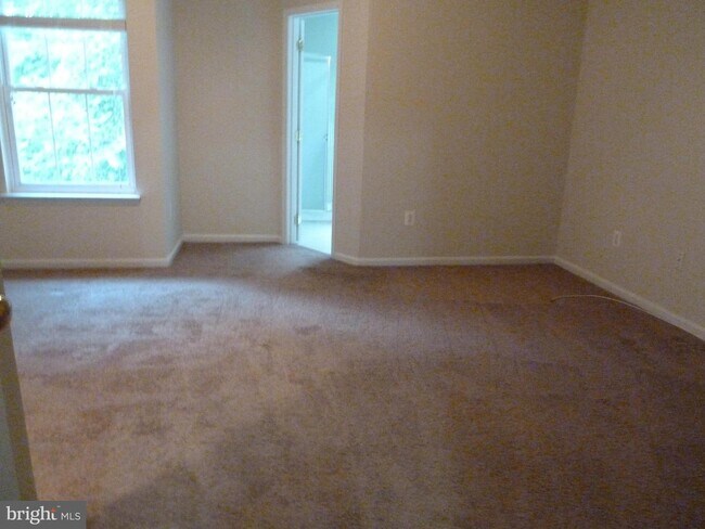 Building Photo - 231 Braxton Way