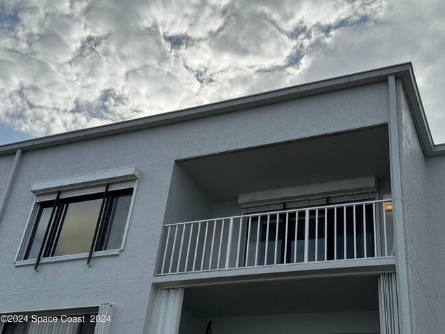 Building Photo - 6850 US-1