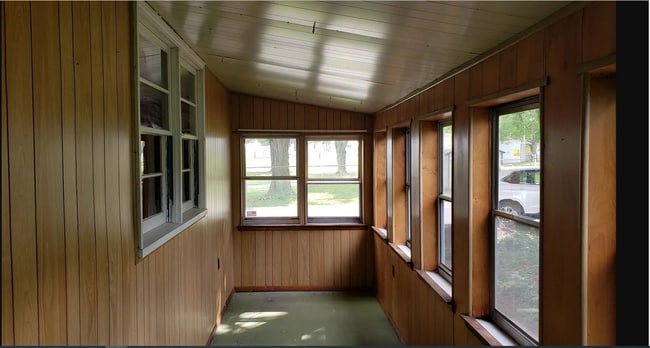 Building Photo - Great 3-Bedroom Home in Centre Hall