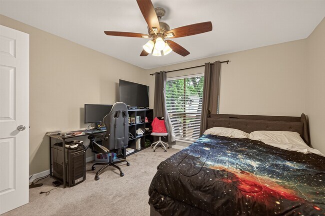 Building Photo - 14555 Wunderlich Dr