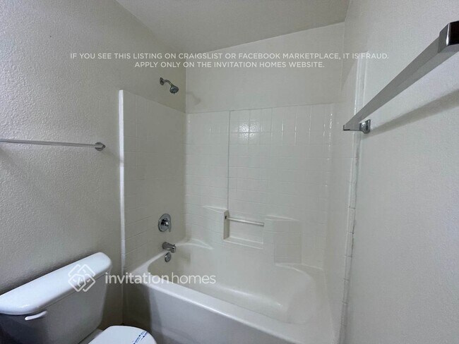 Building Photo - 13043 W Via Camille