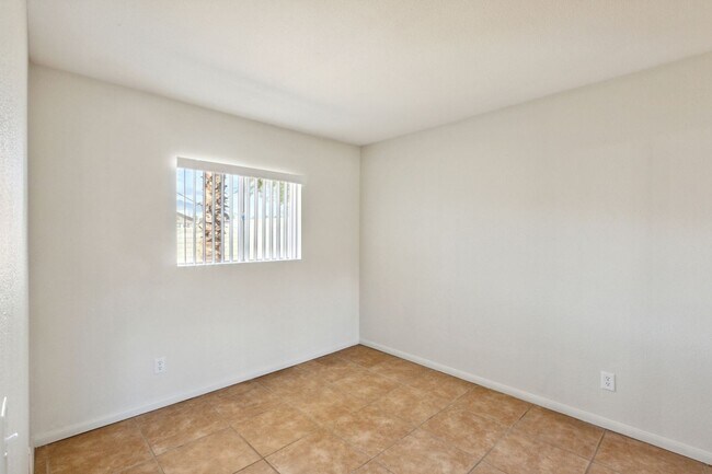 Building Photo - 32125 Sky Blue Water Trail